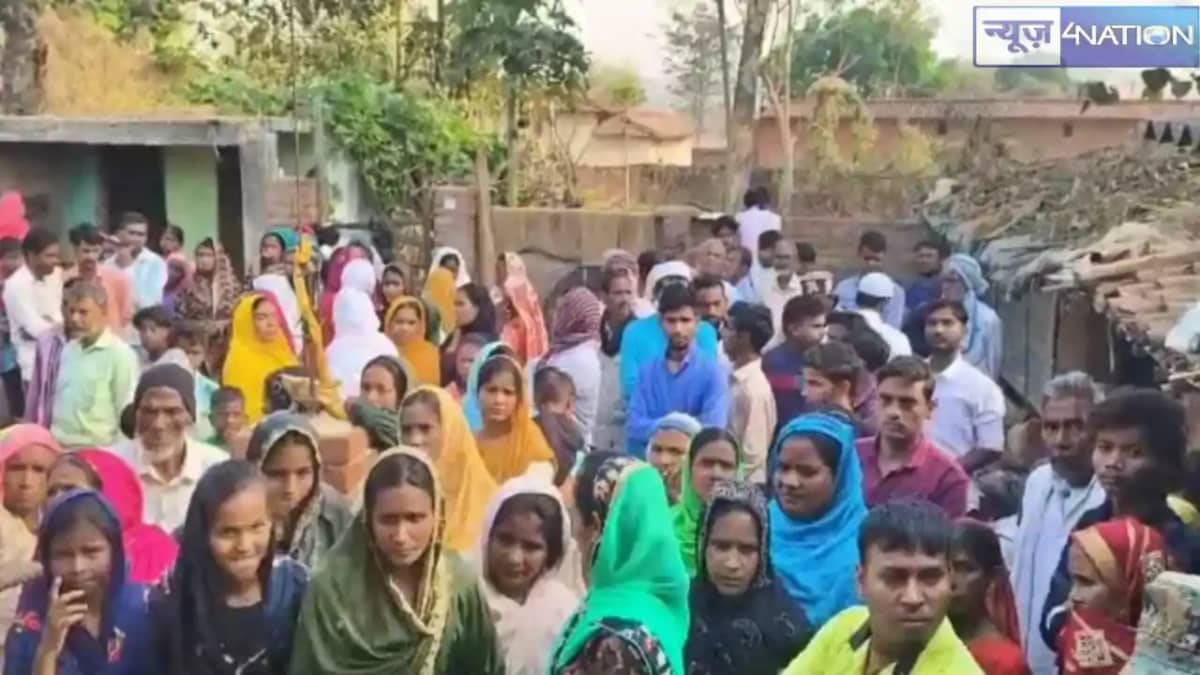 Jharkhand News: गिरिडीह में एक ही परिवार के तीन सदस्यों का श Jharkhand News: गिरिडीह में एक ही परिवार के तीन सदस्यों का श