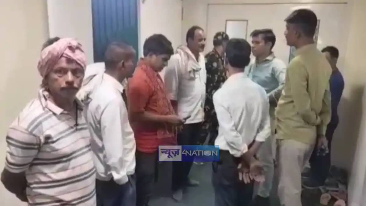 Bihar News : औरंगाबाद में करंट की चपेट में आने से दंपत्ति की Bihar News : औरंगाबाद में करंट की चपेट में आने से दंपत्ति की