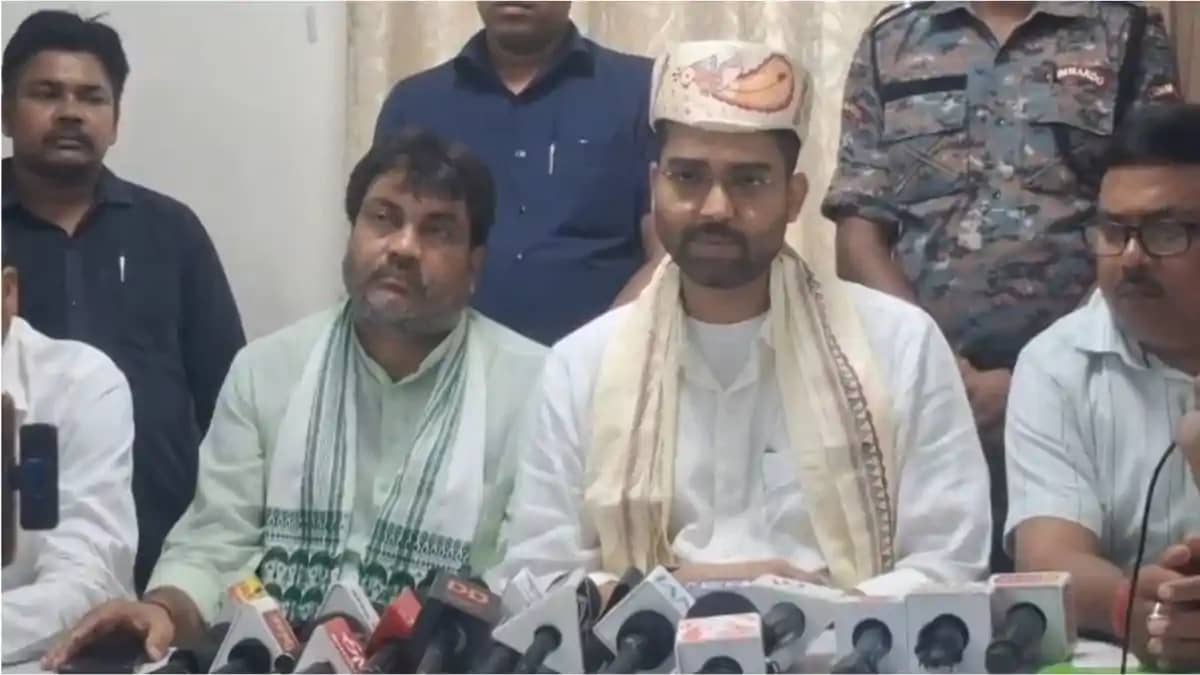 दो दिवसीय दरभंगा दौरे पर पहुंचे पंचायती राज मंत्री दीपक प्रक दो दिवसीय दरभंगा दौरे पर पहुंचे पंचायती राज मंत्री दीपक प्रक