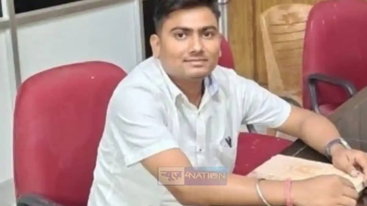 डाटा ऑपरेटर डाटा ऑपरेटर