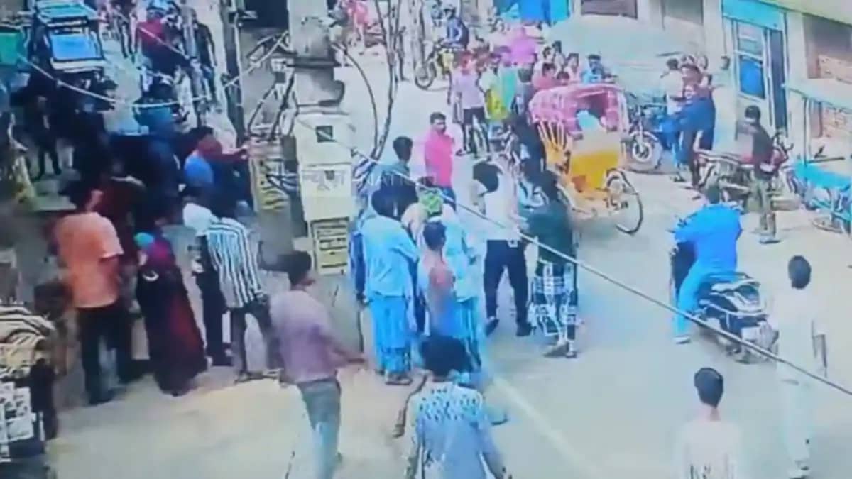 Gaya Money Dispute Sparks Gaya Money Dispute Sparks