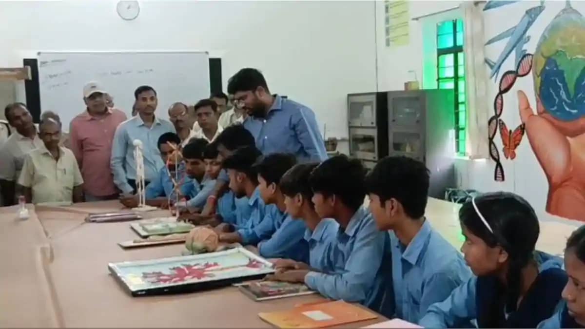 मुंगेर के 23 मॉडल स्कूलों का अधिकारियों ने किया निरीक्षण, डी मुंगेर के 23 मॉडल स्कूलों का अधिकारियों ने किया निरीक्षण, डी