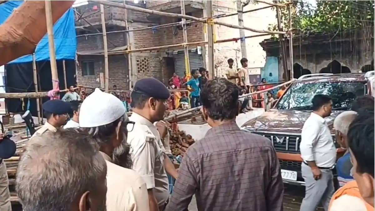 नवादा में दिनदहाड़े युवक की गोली मारकर हत्या, कॉलेज विवाद मे नवादा में दिनदहाड़े युवक की गोली मारकर हत्या, कॉलेज विवाद मे
