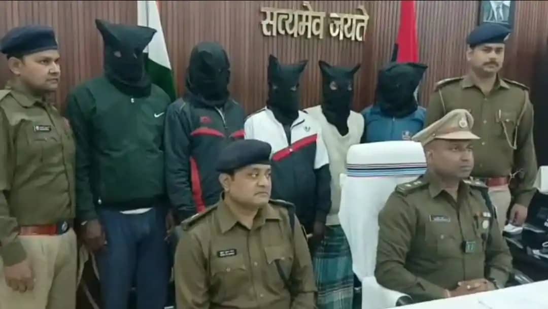मिनी गन फैक्ट्री का भंडाफोड़, STF–पुलिस की संयुक्त कार्रवाई मिनी गन फैक्ट्री का भंडाफोड़, STF–पुलिस की संयुक्त कार्रवाई