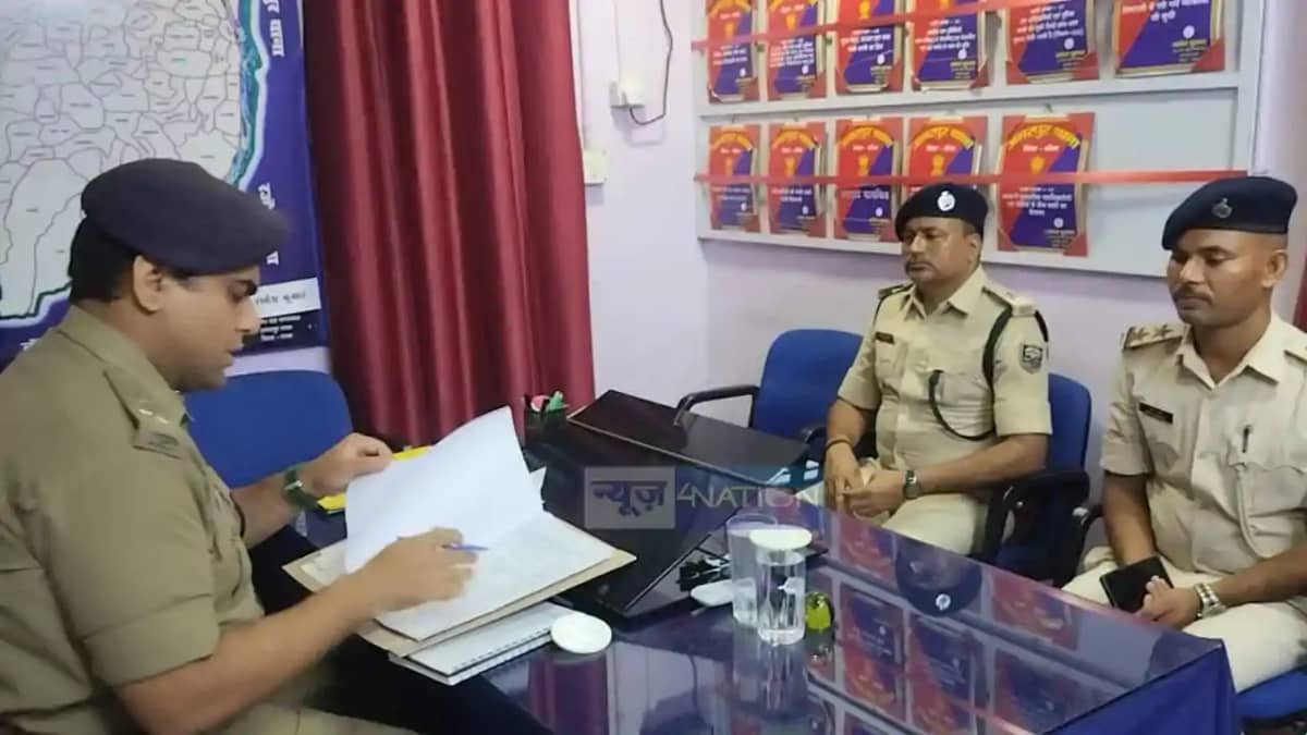 Banka SP Midnight Police Station Visit Sparks Alertness Banka SP Midnight Police Station Visit Sparks Alertness