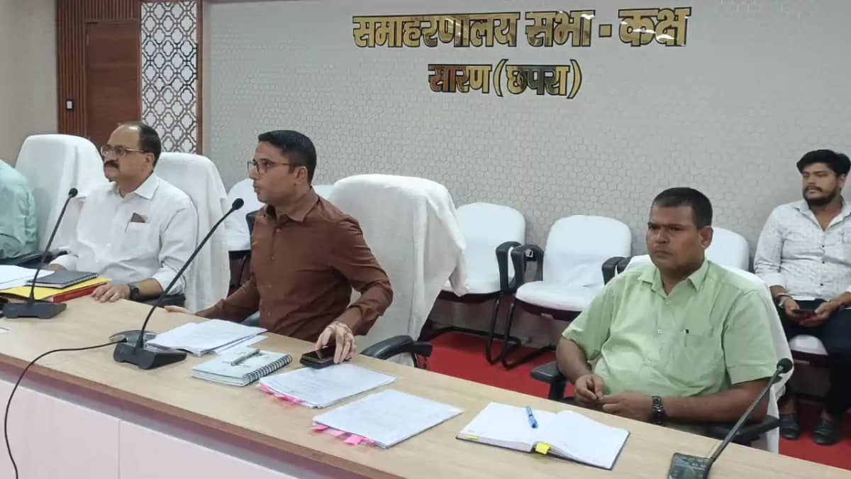 Bihar News : रेरा ने बिना निबंधन भूमि बेचने वाली 21 डेवलपर क Bihar News : रेरा ने बिना निबंधन भूमि बेचने वाली 21 डेवलपर क
