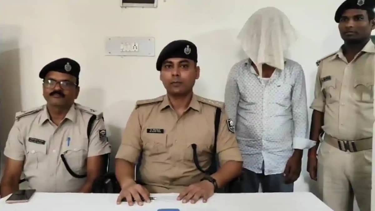 Bihar Crime News : गेमिंग एप के नाम पर साइबर ठगों ने शिक्षिक Bihar Crime News : गेमिंग एप के नाम पर साइबर ठगों ने शिक्षिक