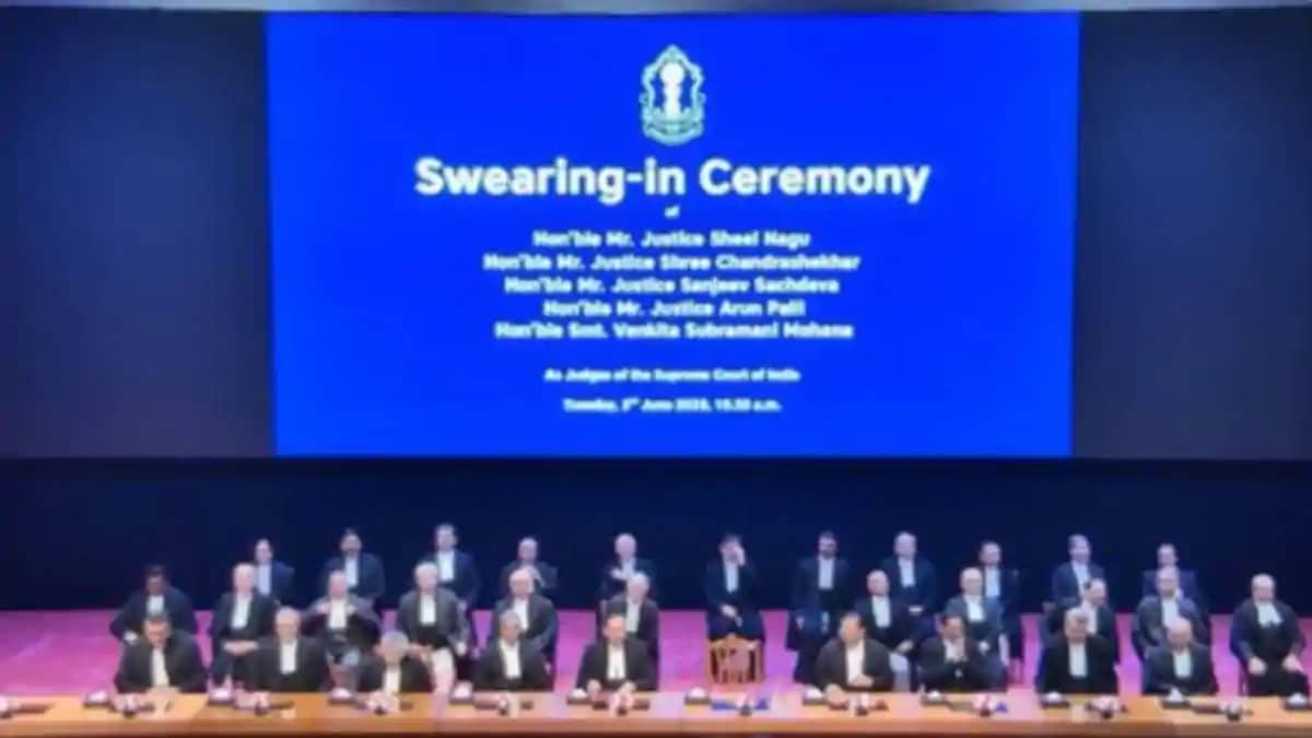 Five New Judges Sworn In Supreme Court Strength Rises to 37 Five New Judges Sworn In Supreme Court Strength Rises to 37