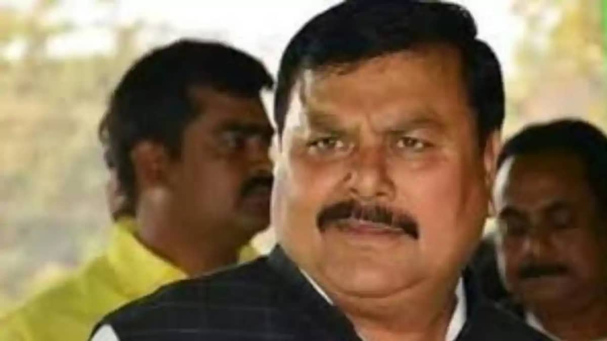 MP Surendra Yadav MP Surendra Yadav