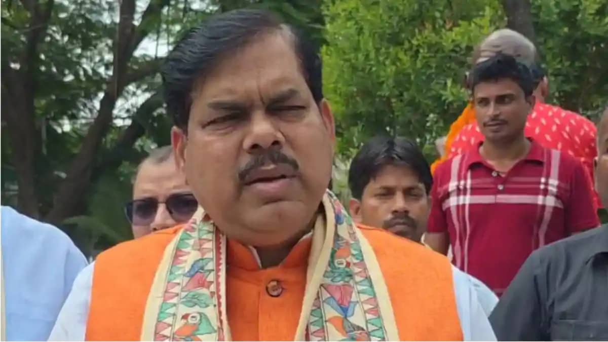 गोपालगंज में बाढ़ पर बोले शिक्षा मंत्री : गंडक नदी में कई वर गोपालगंज में बाढ़ पर बोले शिक्षा मंत्री : गंडक नदी में कई वर