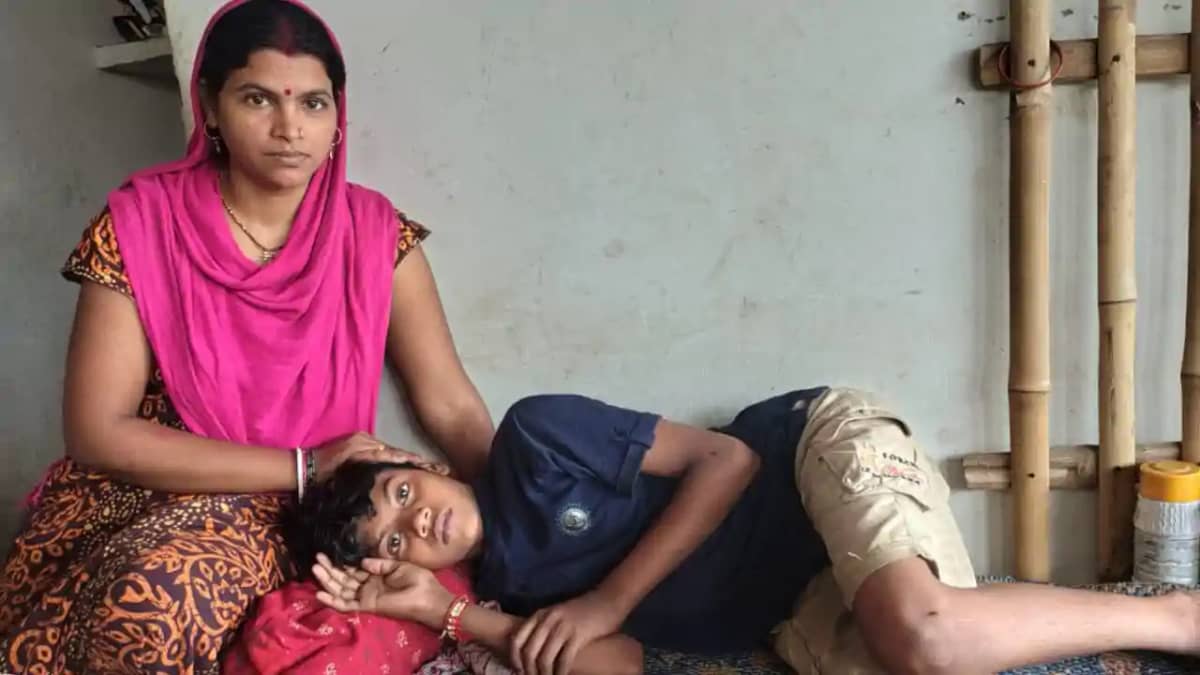 Bhagalpur Dengue: भागलपुर में डेंगू का डंक, मच्छरों के बीच Bhagalpur Dengue: भागलपुर में डेंगू का डंक, मच्छरों के बीच