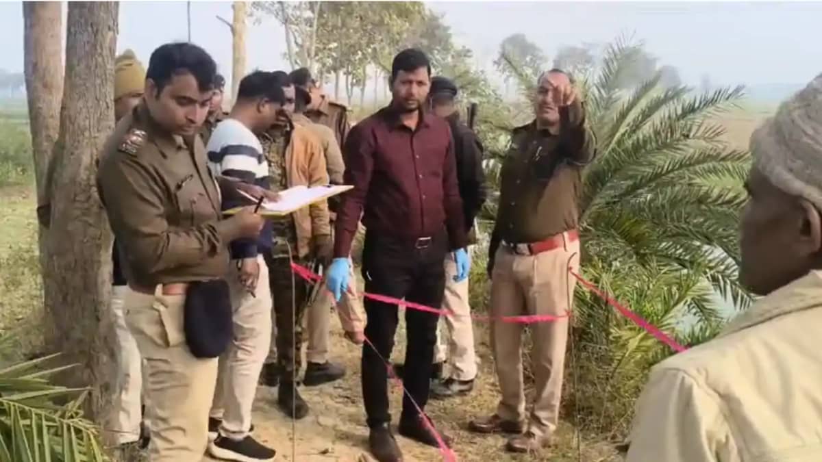 Bihar Crime : बांका में बदमाशों ने किशोरी की निर्मम हत्या कर Bihar Crime : बांका में बदमाशों ने किशोरी की निर्मम हत्या कर
