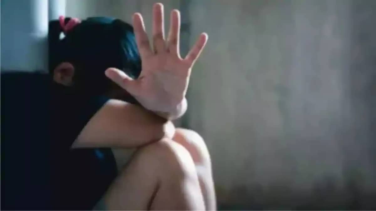 Bihar News : पूर्णिया में हैवानियत ! चारा लाने गई किशोरी से Bihar News : पूर्णिया में हैवानियत ! चारा लाने गई किशोरी से