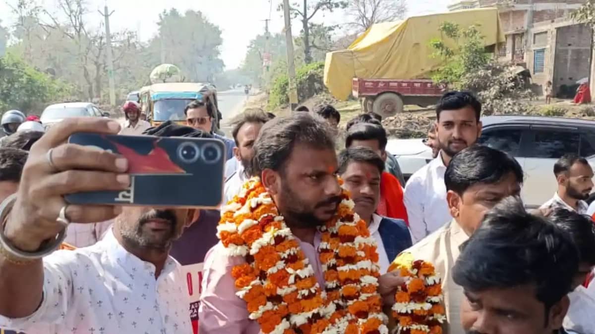 Bihar News : बक्सर के आध्यात्मिक विकास की जल्द शुरू होगी प्र Bihar News : बक्सर के आध्यात्मिक विकास की जल्द शुरू होगी प्र