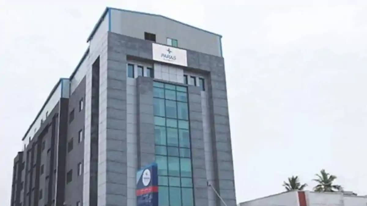 Paras Hospital Fined 33 2 Lakh Paras Hospital Fined 33 2 Lakh
