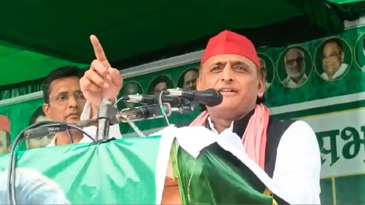 Bihar Chunav 2025 : कैमूर के रामगढ़ पहुंचे यूपी के पूर्व सीएम Bihar Chunav 2025 : कैमूर के रामगढ़ पहुंचे यूपी के पूर्व सीएम