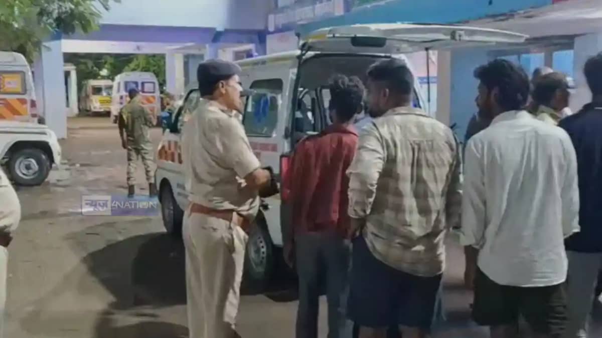 Bihar News:माँ को श्मशान ले जा रहे बेटे की रास्ते में मौत, क Bihar News:माँ को श्मशान ले जा रहे बेटे की रास्ते में मौत, क