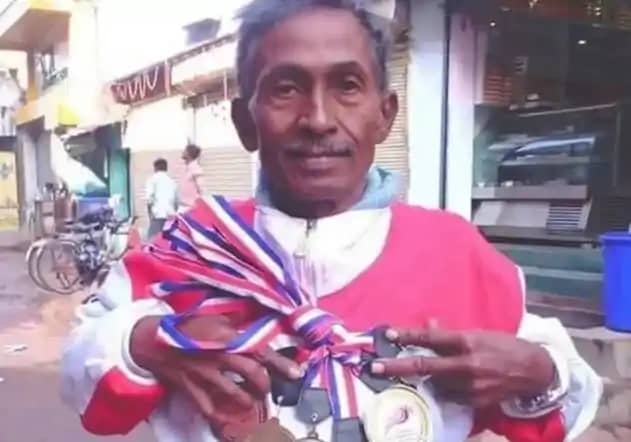 1300 चैंपियन तैयार करने वाले 'गुरु' ने ली अंतिम सांस: झारखंड 1300 चैंपियन तैयार करने वाले 'गुरु' ने ली अंतिम सांस: झारखंड