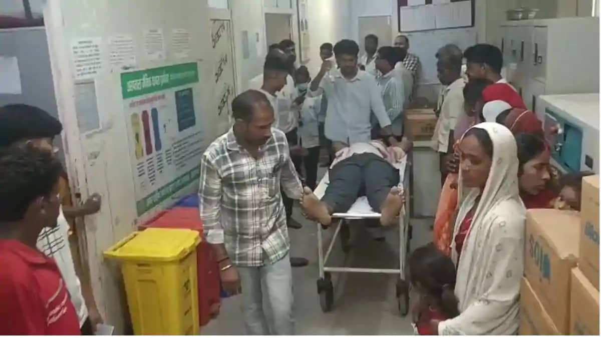जहानाबाद में अंधाधुंध फायरिंग,1 की मौत 6 गंभीर रुप से घायल, जहानाबाद में अंधाधुंध फायरिंग,1 की मौत 6 गंभीर रुप से घायल,