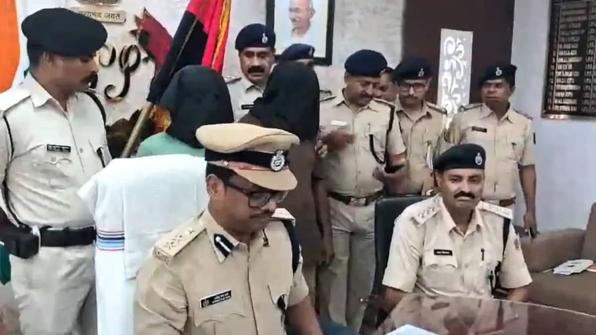 Bihar Crime News : बांका पुलिस ने छापेमारी कर गांजा की बड़ी ख Bihar Crime News : बांका पुलिस ने छापेमारी कर गांजा की बड़ी ख
