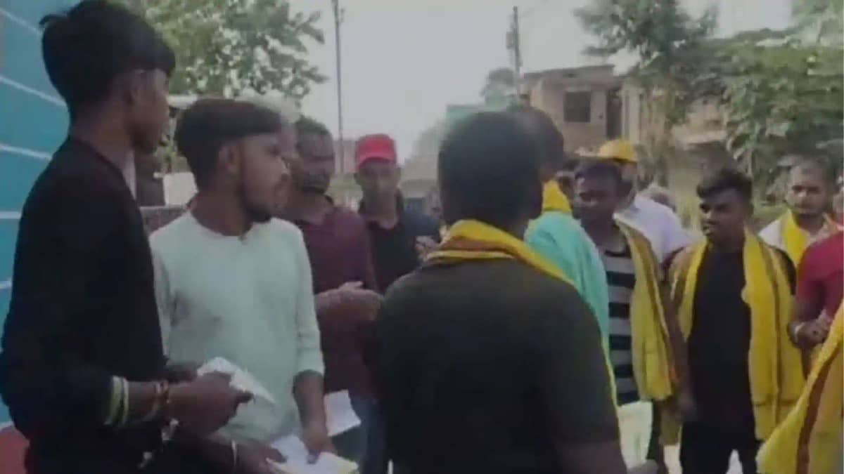 Bihar Vidhansabha chunav 2025: मुंगेर में सियासी संग्राम, जन Bihar Vidhansabha chunav 2025: मुंगेर में सियासी संग्राम, जन