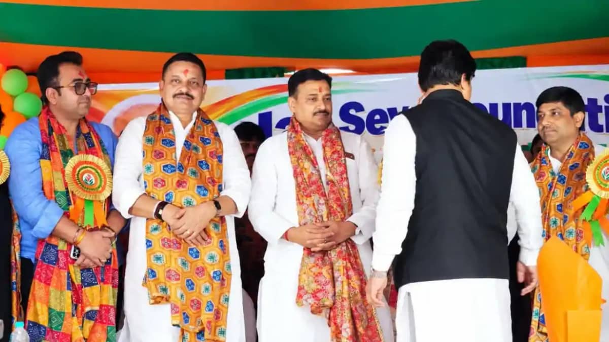 WB News : कोलकाता में जनसेवा फाउंडेशन ने सेवा संकल्प अभियान WB News : कोलकाता में जनसेवा फाउंडेशन ने सेवा संकल्प अभियान