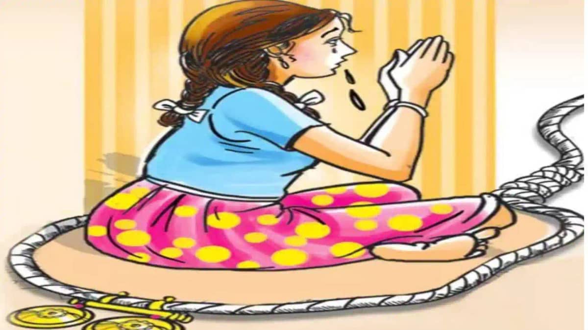 Mother plots to sell her daughter 55 year old accused arrest Mother plots to sell her daughter 55 year old accused arrest