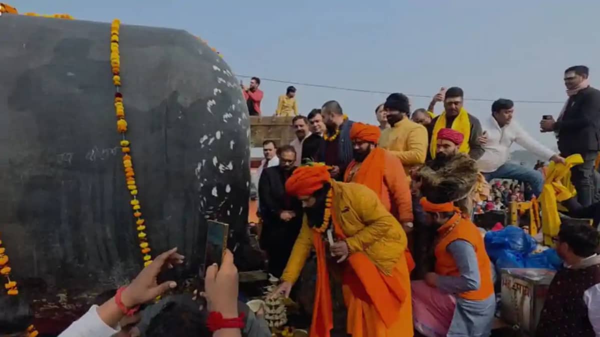 Gopalganj Hosts Sanatan Mega Event Historic Shiva Lingam Puj Gopalganj Hosts Sanatan Mega Event Historic Shiva Lingam Puj