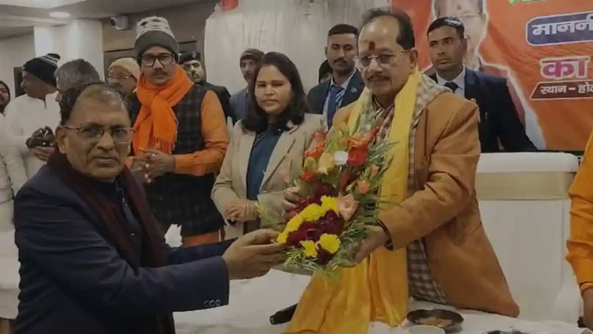 Dy CM Vijay Sinha s Ultimatum to Land Mafias On the Spot Dec Dy CM Vijay Sinha s Ultimatum to Land Mafias On the Spot Dec