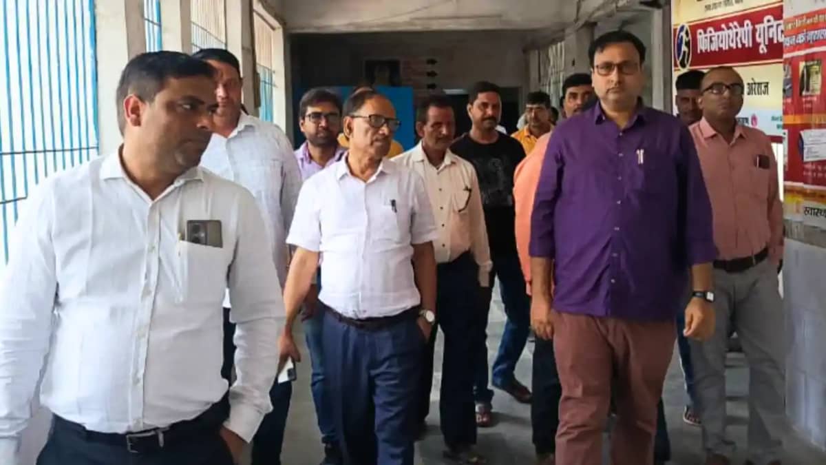 Bihar News : सीएस के निरीक्षण में हेल्थ सिस्टम की खुली पोल, Bihar News : सीएस के निरीक्षण में हेल्थ सिस्टम की खुली पोल,