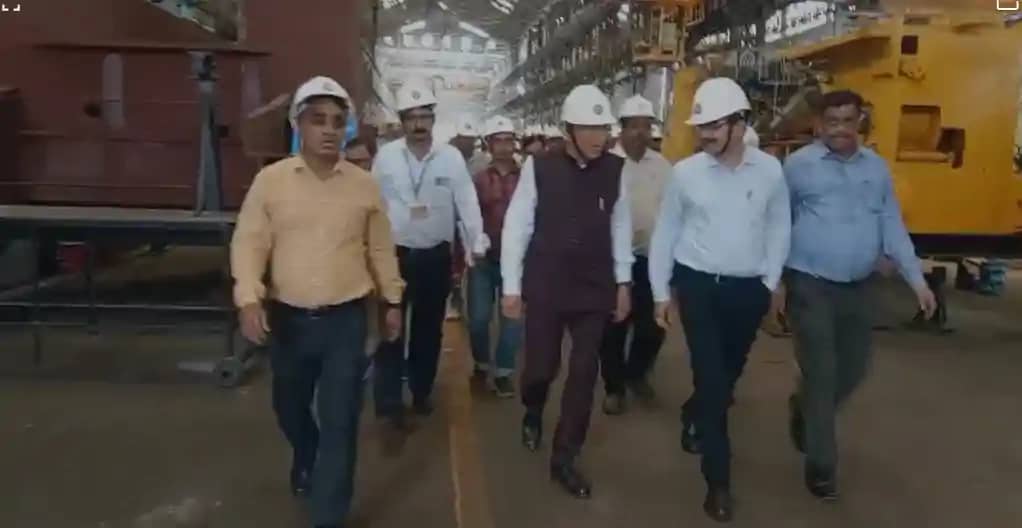 Munger News:जमालपुर वर्कशॉप में रोबोट भी करेंगे काम, इरिमी म Munger News:जमालपुर वर्कशॉप में रोबोट भी करेंगे काम, इरिमी म