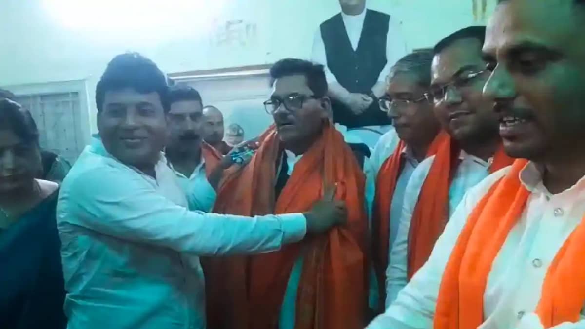 Bihar Election 2025 : बिहार चुनाव से पहले राजद को लगा बड़ा झट Bihar Election 2025 : बिहार चुनाव से पहले राजद को लगा बड़ा झट