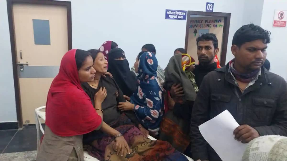 Bihar Road Accident : गोपालगंज में काल बनकर झोपड़ी में घुसी Bihar Road Accident : गोपालगंज में काल बनकर झोपड़ी में घुसी