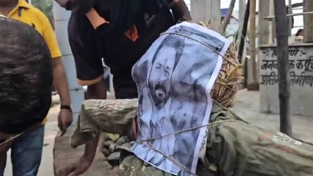 Bihar News : सासाराम में ज्योति सिंह मामले को लेकर फूटा लोगो Bihar News : सासाराम में ज्योति सिंह मामले को लेकर फूटा लोगो