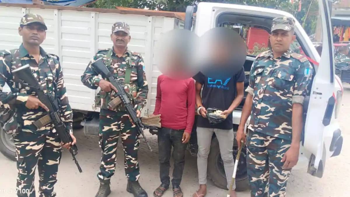 भारत-नेपाल सीमा पर एसएसबी का बड़ा एक्शन, 6.56 लाख नेपाली मुद भारत-नेपाल सीमा पर एसएसबी का बड़ा एक्शन, 6.56 लाख नेपाली मुद