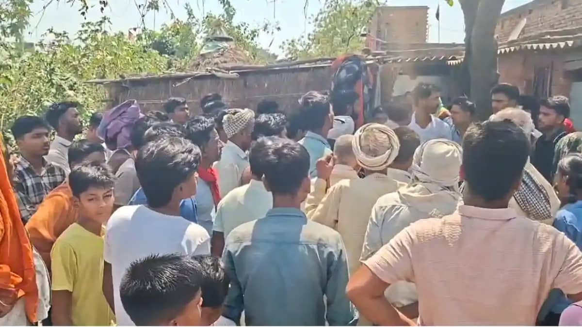 Bihar News : गोपालगंज में फांसी के फंदे से लटकता मिला महिला Bihar News : गोपालगंज में फांसी के फंदे से लटकता मिला महिला