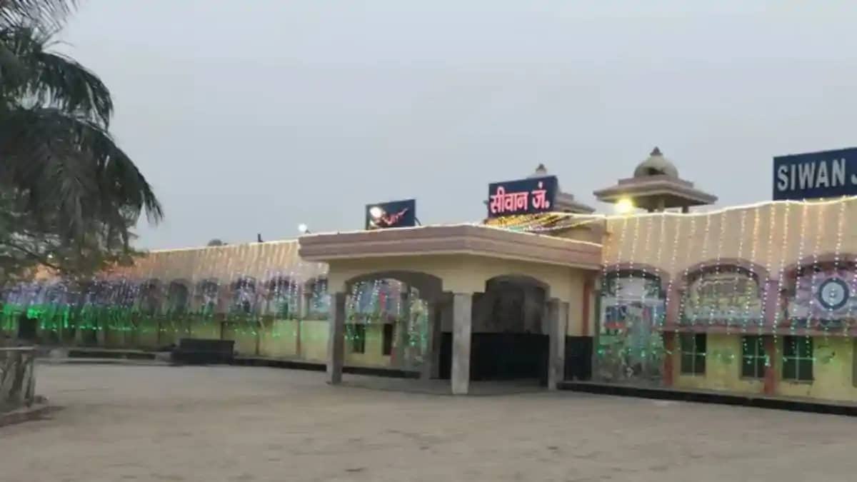 गर्मी में ट्रेन का इंतजार अब नहीं होगा सजा: सिवान जंक्शन पर गर्मी में ट्रेन का इंतजार अब नहीं होगा सजा: सिवान जंक्शन पर