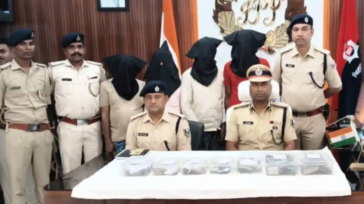 Bihar Crime : खगड़िया में मिनी गन फैक्ट्री का पुलिस ने किया Bihar Crime : खगड़िया में मिनी गन फैक्ट्री का पुलिस ने किया