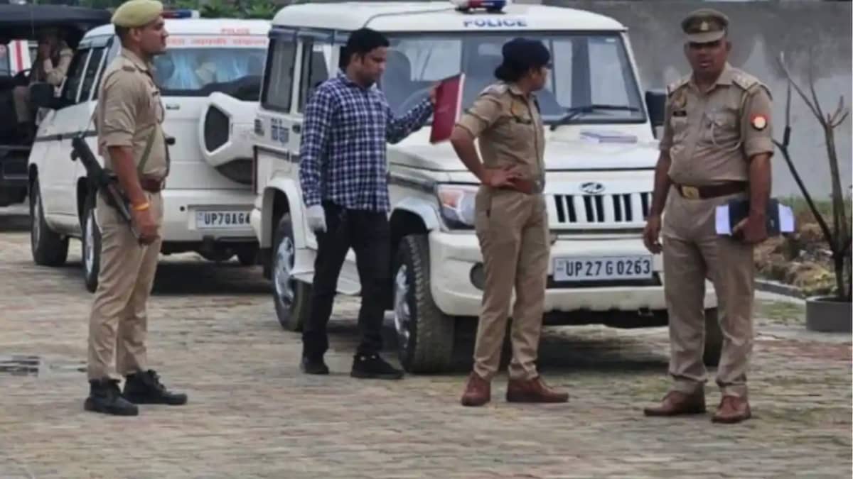 Crime News:मेडिकल कालेज के पांचवीं मंजिल की पानी टंकी में य Crime News:मेडिकल कालेज के पांचवीं मंजिल की पानी टंकी में य