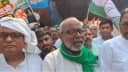 SIR के खिलाफ इंडिया गठबंधन का विरोध प्रदर्शन : मुख्य चुनाव आयुक्त का फूंका पुतला, जमकर की नारेबाजी SIR के खिलाफ इंडिया गठबंधन का विरोध प्रदर्शन : मुख्य चुनाव आयुक्त का फूंका पुतला, जमकर की नारेबाजी