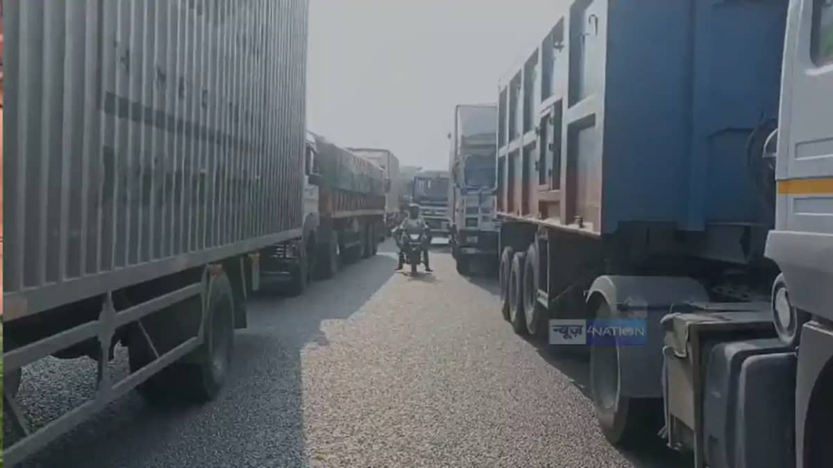 Jam at Bihar UP Border Jam at Bihar UP Border