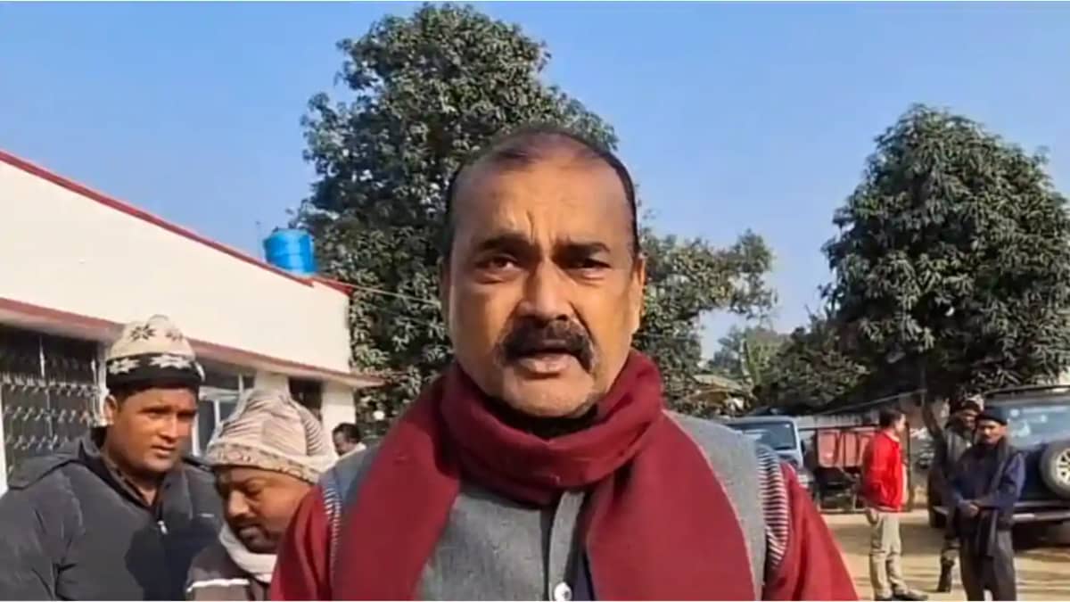 Bihar News : बगहा में उद्घाटन के 8 साल बाद भी नहीं खुला अस्प Bihar News : बगहा में उद्घाटन के 8 साल बाद भी नहीं खुला अस्प
