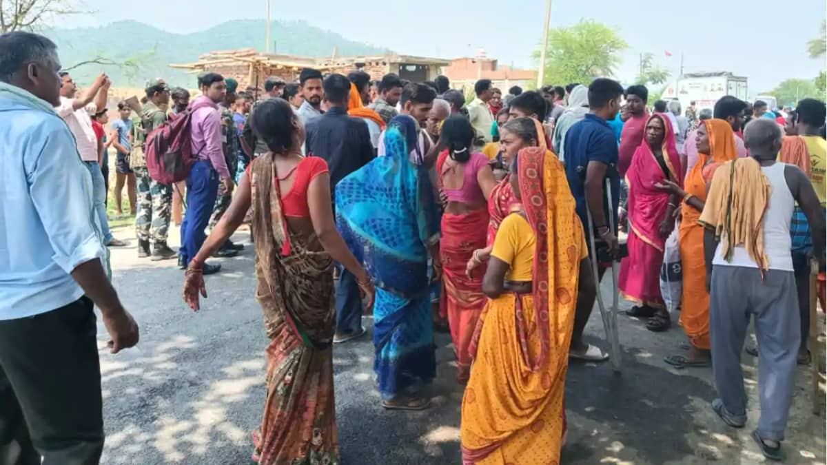 Bihar Road Accident : बांका में बेकाबू ट्रक ने 10 वर्षीय बच् Bihar Road Accident : बांका में बेकाबू ट्रक ने 10 वर्षीय बच्
