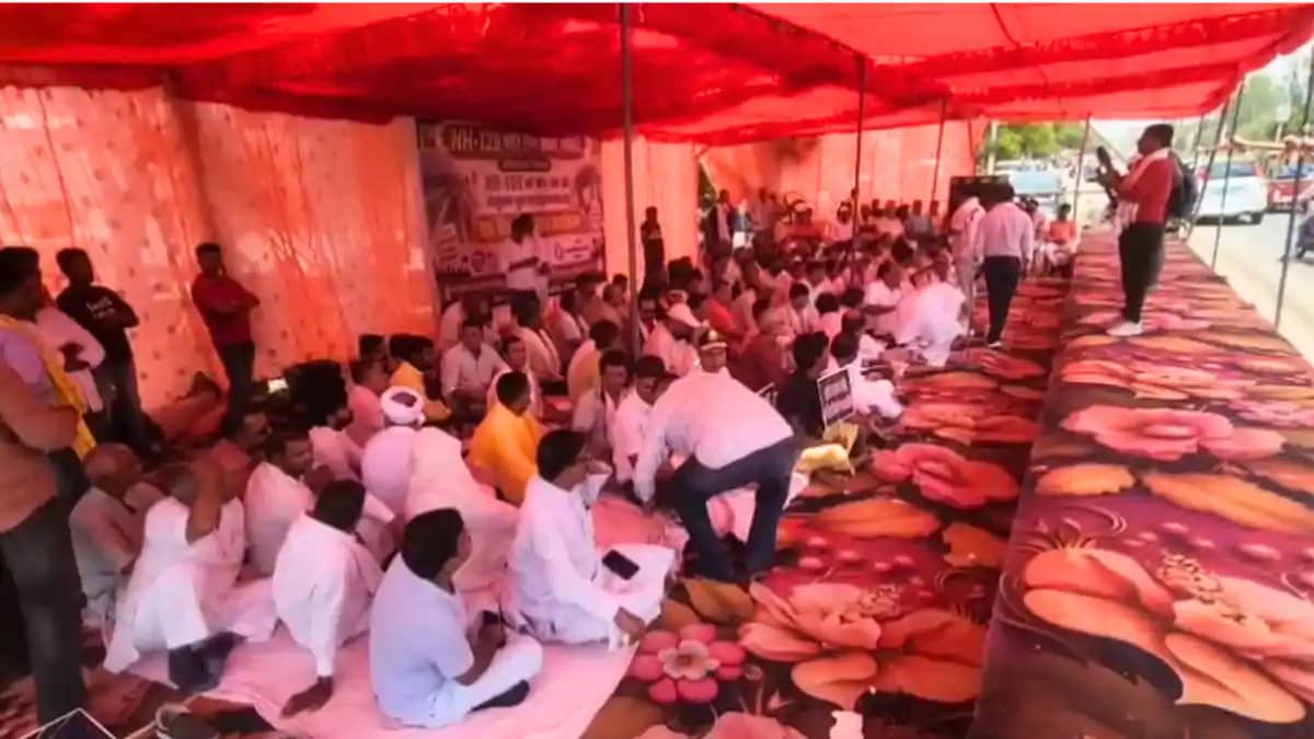 Bihar News : NH-139 को फोरलेन बनाने के लिए एकजुट हुआ औरंगाबा Bihar News : NH-139 को फोरलेन बनाने के लिए एकजुट हुआ औरंगाबा