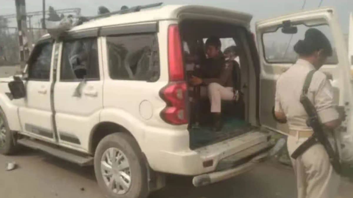 Bihar deadly attack on chapra mining team the vehicle vandal Bihar deadly attack on chapra mining team the vehicle vandal