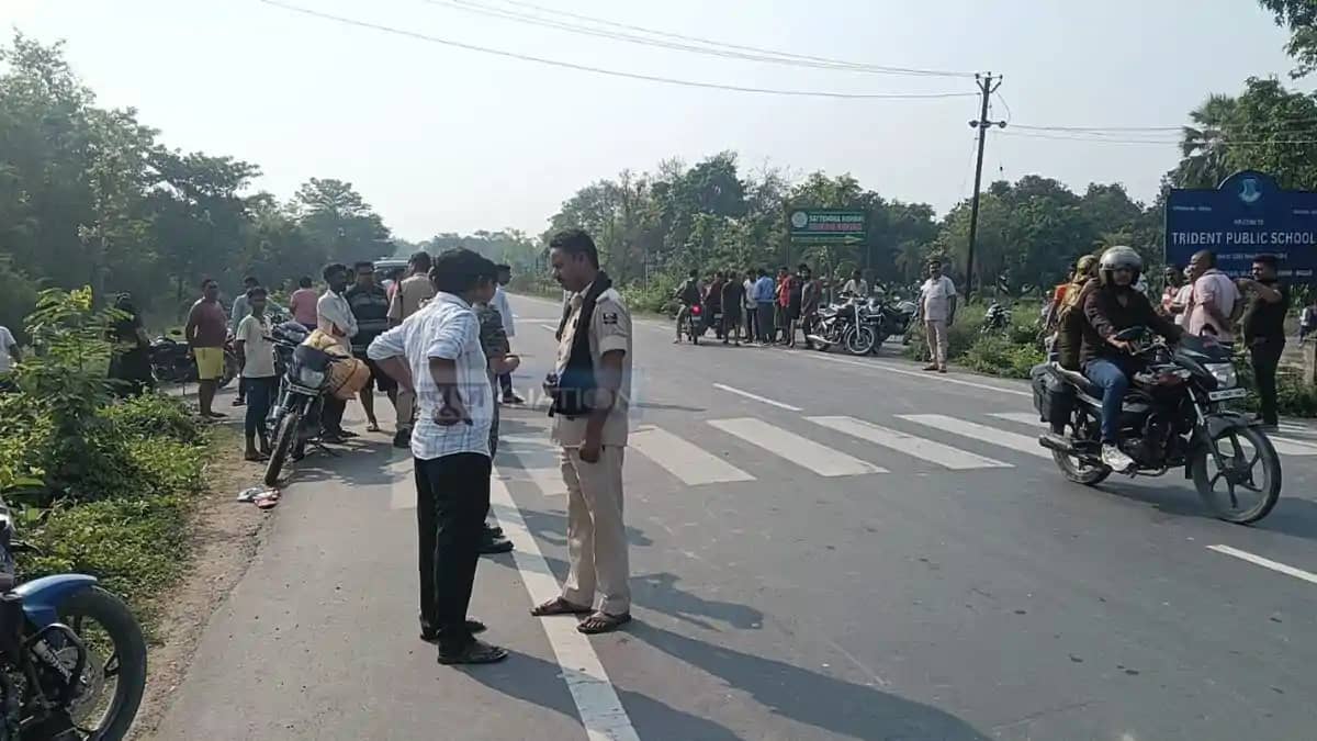 High Speed Crash in Muzaffarpur 3 Injured in Bike Collision High Speed Crash in Muzaffarpur 3 Injured in Bike Collision