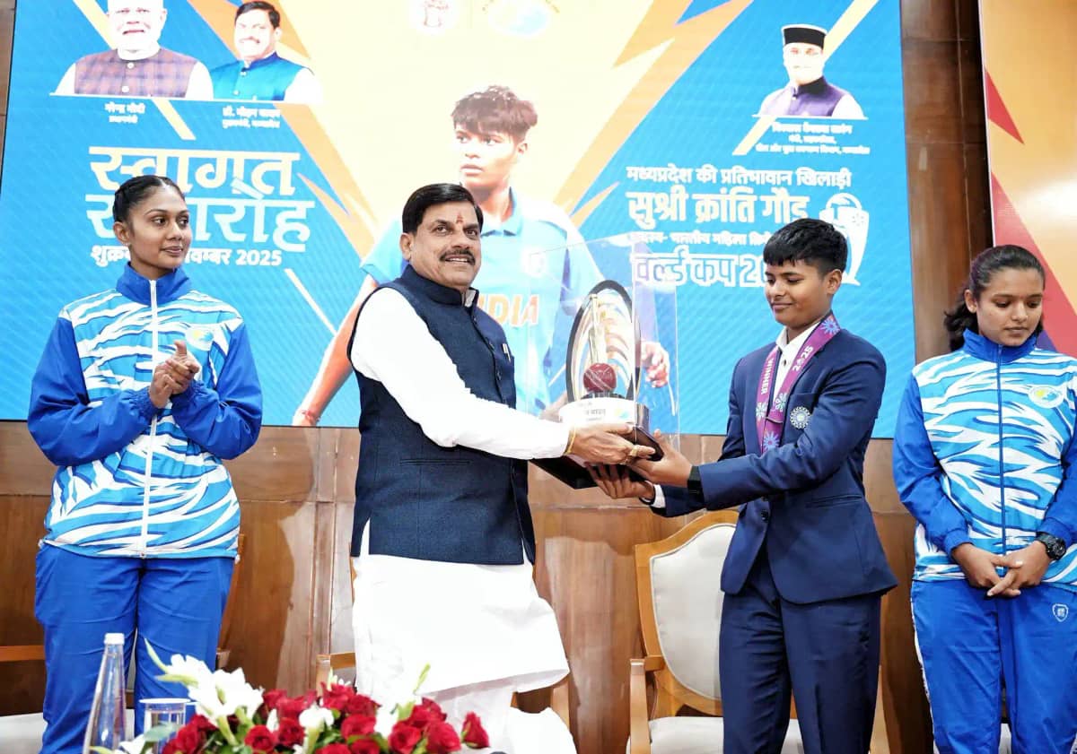 womans world cup - बेटी ने जीता क्रिकेट वर्ल्ड कप तो सरकार न womans world cup - बेटी ने जीता क्रिकेट वर्ल्ड कप तो सरकार न