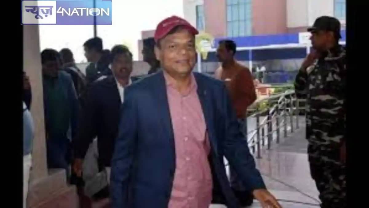Jharkhand News: झारखंड के मंत्री ने रांची स्थित बालिका विद्य Jharkhand News: झारखंड के मंत्री ने रांची स्थित बालिका विद्य