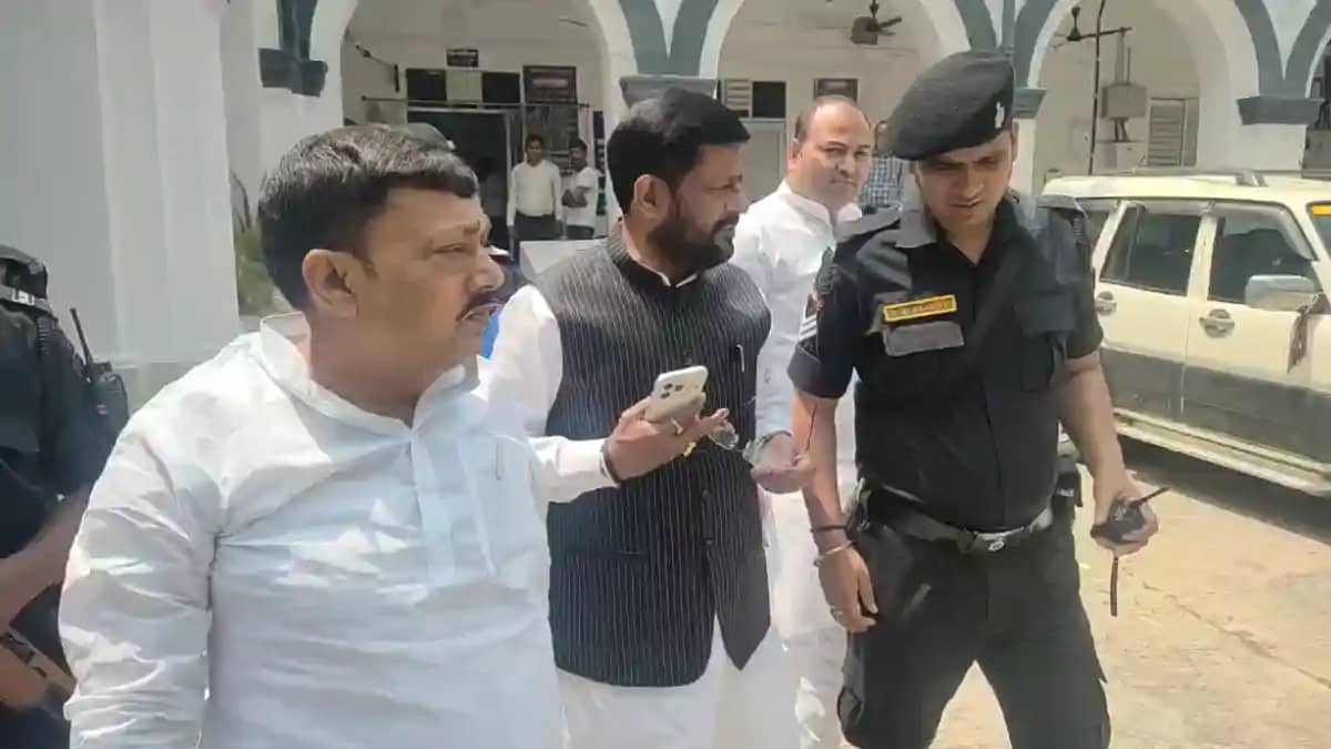 BIhar News : एनडीए नेतृत्व ही तय करेगा बिहार का अगला मुख्यमं BIhar News : एनडीए नेतृत्व ही तय करेगा बिहार का अगला मुख्यमं