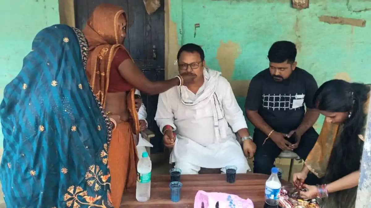 Raksha Bandhan : सहरसा में इस मुस्लिम नेता ने पेश की सांप्रद Raksha Bandhan : सहरसा में इस मुस्लिम नेता ने पेश की सांप्रद